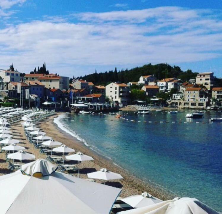 Langust - Free Parking Apartman Sveti Stefan Kültér fotó