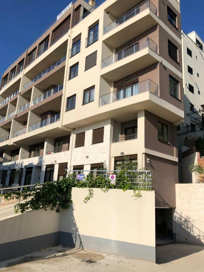 Langust - Free Parking Apartman Sveti Stefan Kültér fotó
